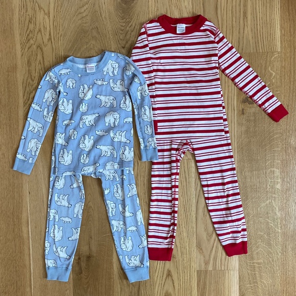 Other - Hanna Andersson Holiday PJ Bundle - Size 5/110cm